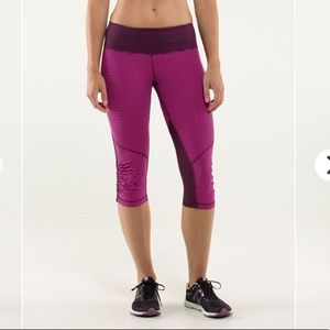Lululemon Run for your life crop